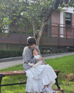 #GSNH 1892	Hóa Ra, Chúng Ta Vẫn Còn Yêu Nhau